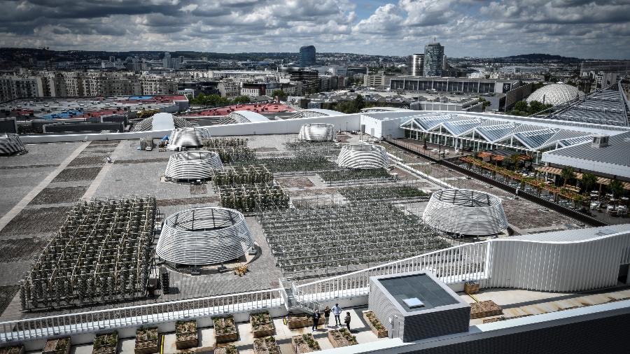 Paris abre a maior fazenda urbana da Europa no Porte de Versailles - AFP