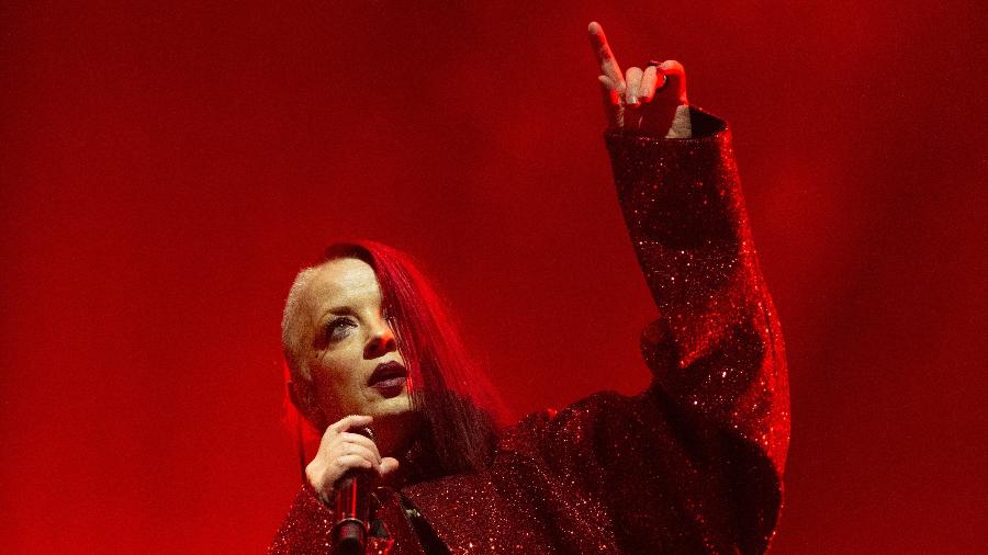 Shirley Manson durante show do Garbage, na Escócia, em 2019 - Roberto Ricciuti/Redferns