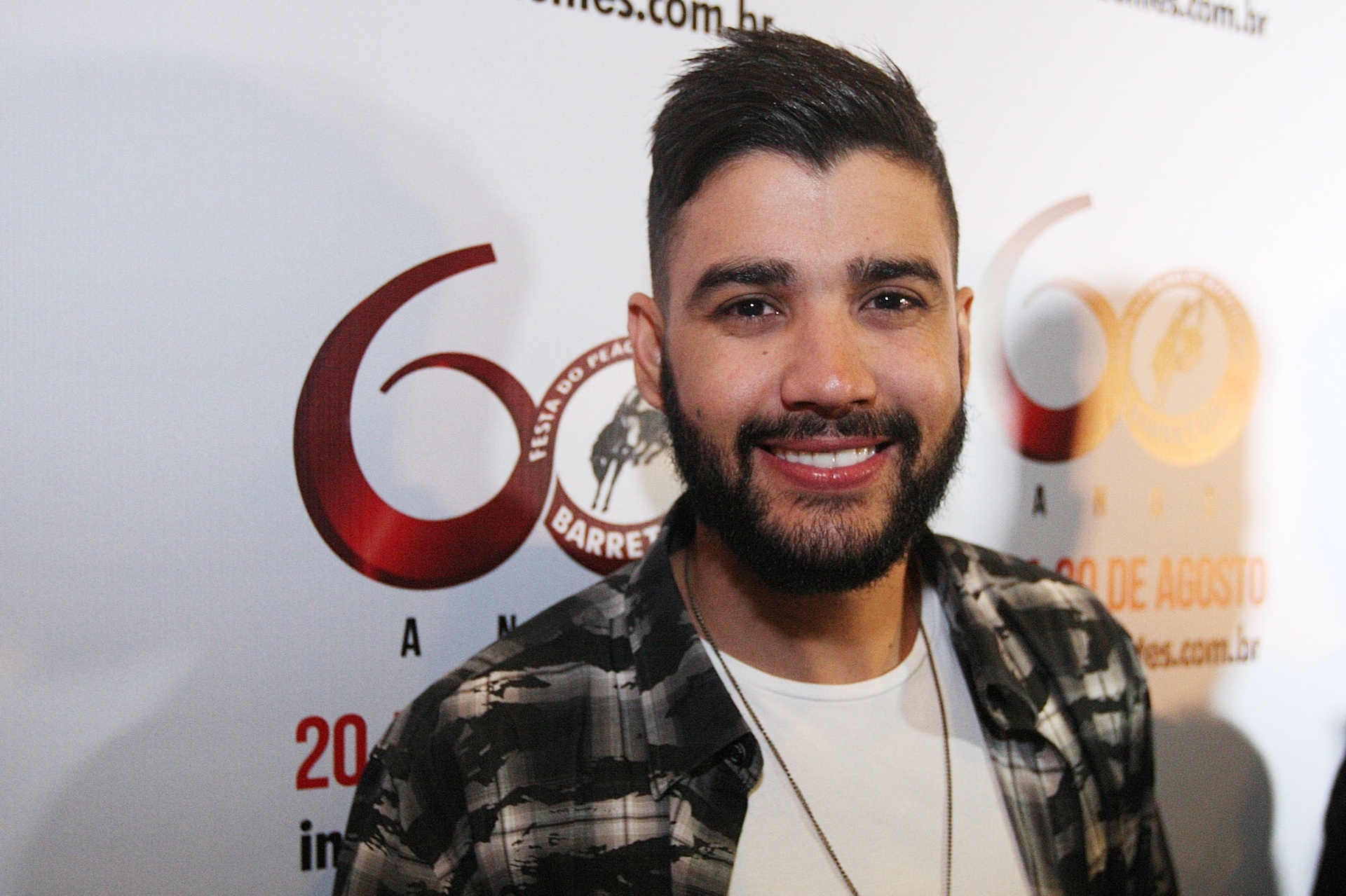 29.jul.2015 - Confirmado como uma das atrações da 60ª Festa do Peão de Barretos, Gusttavo Lima prestigiou o lançamento do rodeio que aconteceu na noite desta quarta-feira, no Espaço das Américas, em São Paulo - Reinaldo Canato /UOL