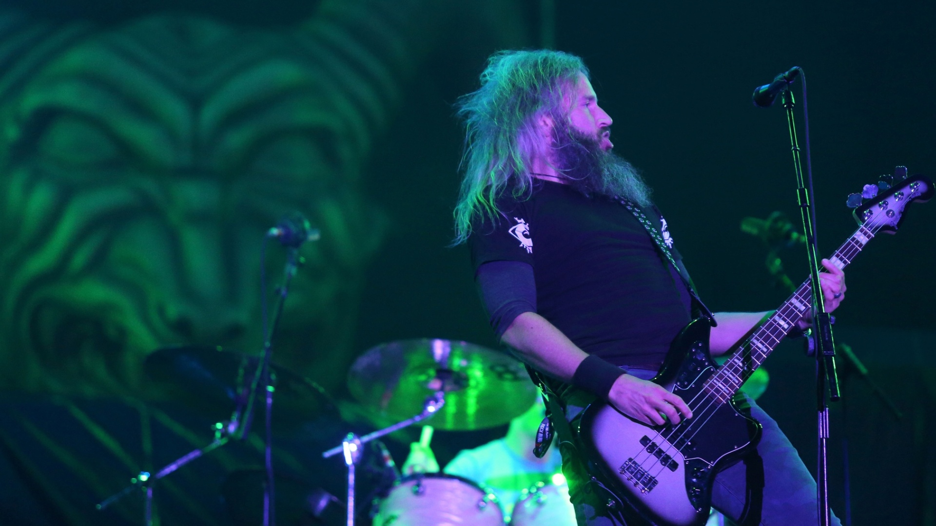 25.set.2015 - A banda americana Mastodon, representando o new wave heavy metal, se apresenta no palco Mundo, durante o quinto dia do festival Rock in Rio 2015. - Fernando Maia/UOL