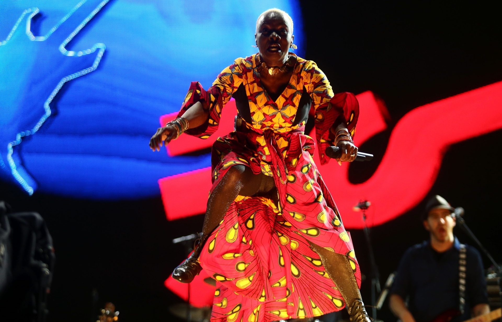 26.set.2016 - A cantora africana Angelique Kidjo no palco Sunset, durante o sexto dia do festival Rock in Rio 2015 - Wilton Junior/Agência Estado