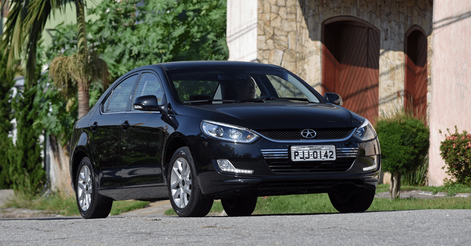 JAC J5 - Murilo Góes/UOL