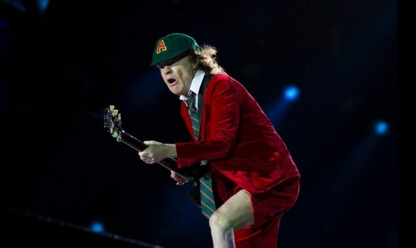 AC/DC se apresenta pela primeira vez com Axl Rose em show na cidade de Lisboa, Portugal - Reprodução/Twitter/ACDC
