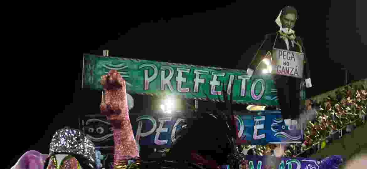 Resultado de imagem para Samba-enredo de denúncia, diz Dilma ao elogiar desfile da Tuiuti