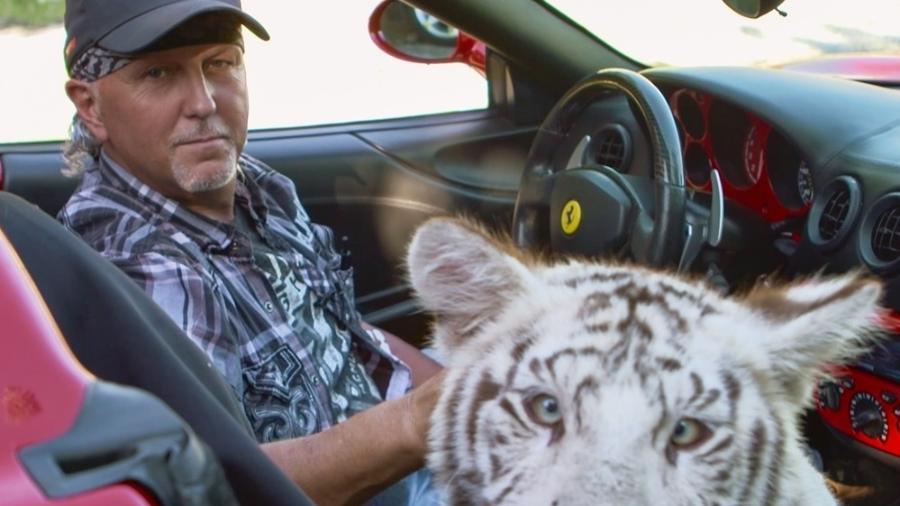 Jeff Lowe, de "Tiger King", tornou-se dono do zoológico de Joe Exotic em 2016 devido a problemas financeiros do ex-dono - Reprodução