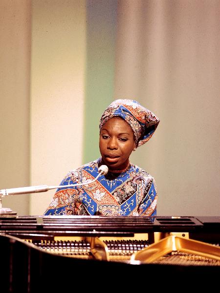 Nina Simone morreu em 2003 - David Redfern/Redferns/Getty Images