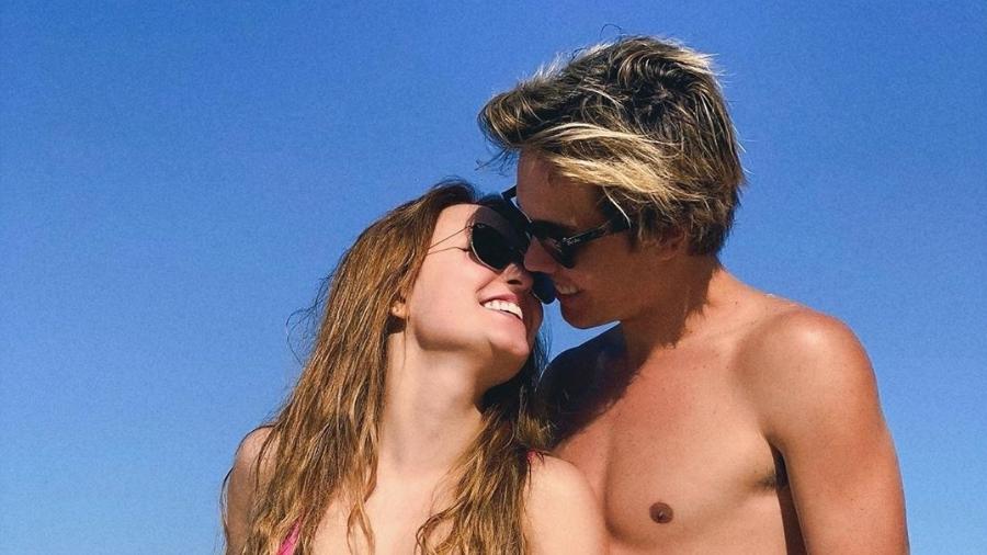 Larissa Manoela e o namorado Leo Cidade, juntos desde 2017 - Reprodução/Instagram
