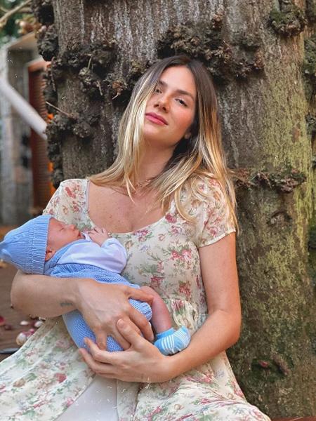 Giovanna Ewbank com o caçula, Zyan, de 2 meses - Reprodução/Instagram