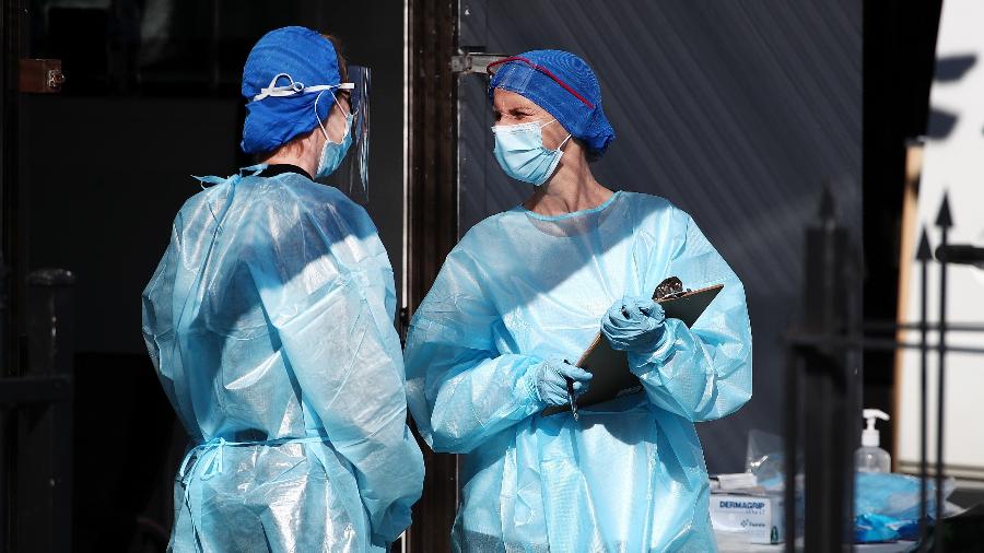 Isolamento em hotéis e vigilância total estão entre as medidas da Nova Zelândia para combater o coronavírus - Getty Images