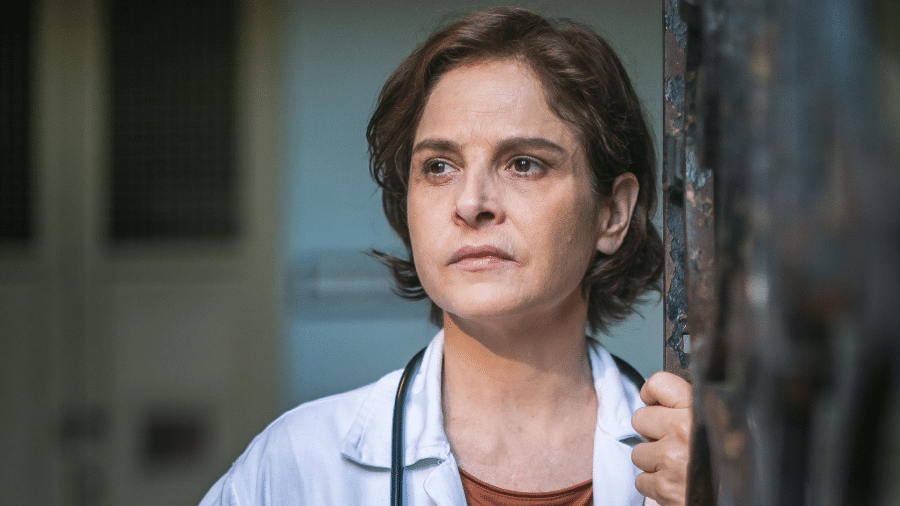 Drica Moraes como Vera em "Sob Pressão" - Divulgação