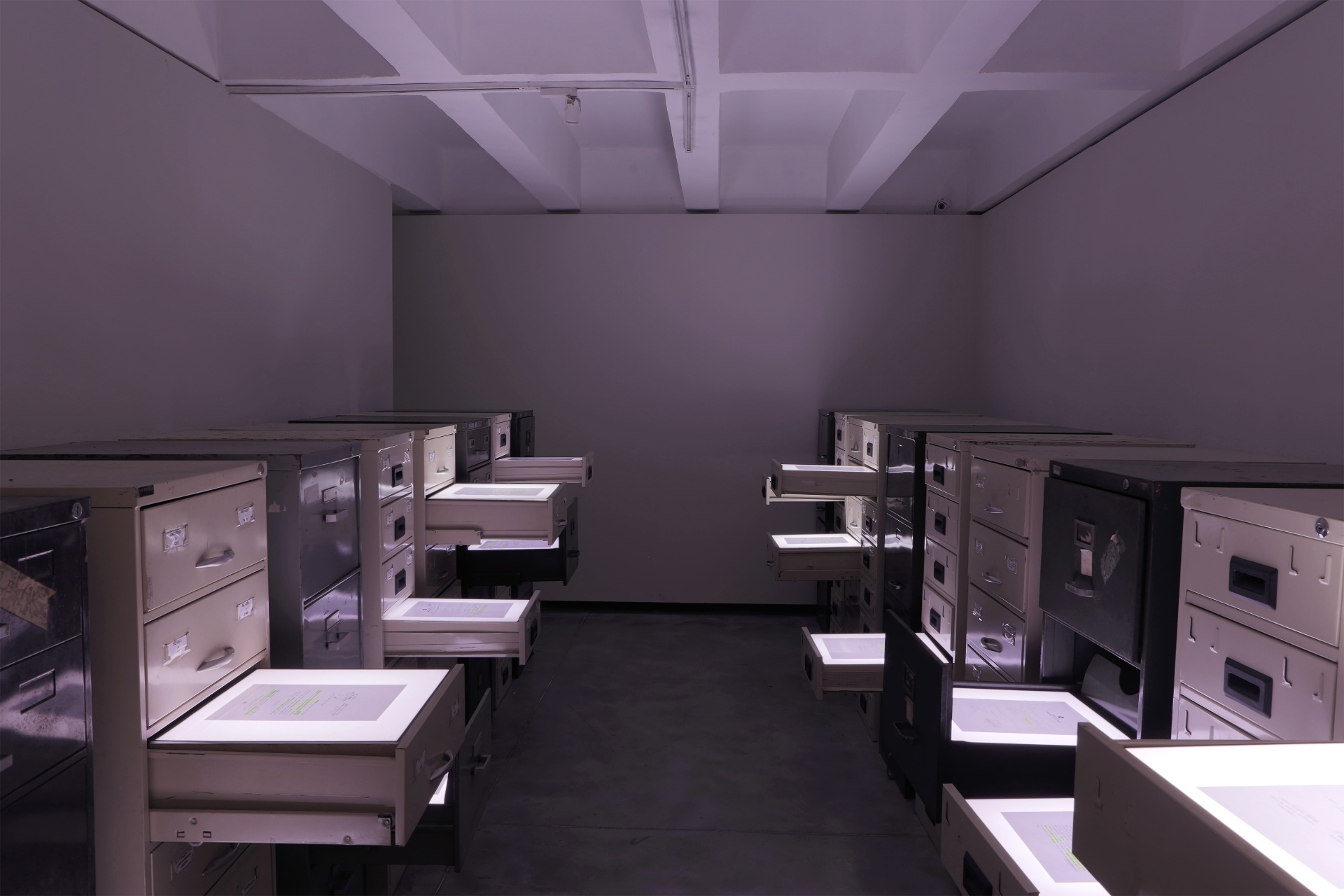 Reproduções iluminados de pareceres mostram o que os censores mandavam cortar em cada rolo de filme - Leticia Godoy/Divulgação