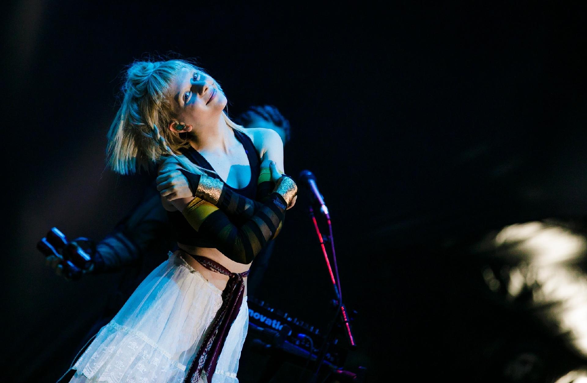 A cantora norueguesa Aurora se apresenta no palco Axe do Lollapalooza Brasil 2018 - Mariana Pekin/UOL