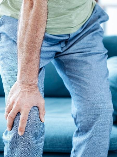 A artrose é uma doença sem cura que provoca dor nas articulações e costuma surgir conforme envelhecemos - iStock