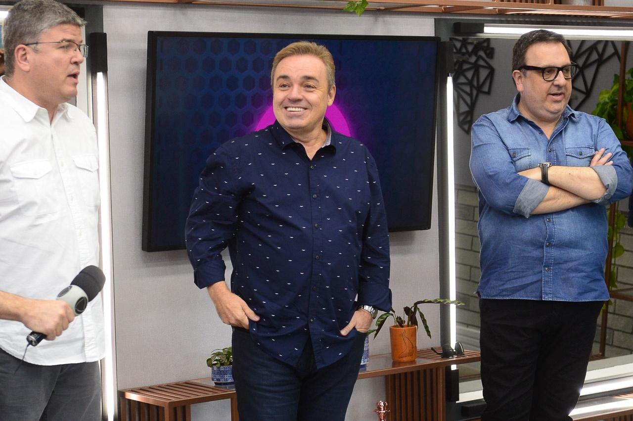 Gugu estreia como apresentador do "Power Couple" - Francisco Cepeda/AgNews