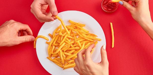 Consumir alimentos fritos realmente faz mal à saúde do coração