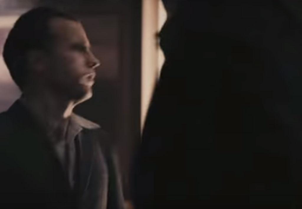 Mark Strong e Roland Manookian em "Rock'n'Rolla - A Grande Roubada" (2008) - Reprodução