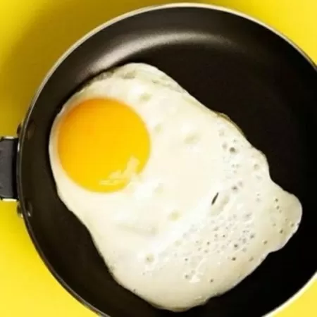 Por que é que comer ovos pode afetar o fígado? - Quora
