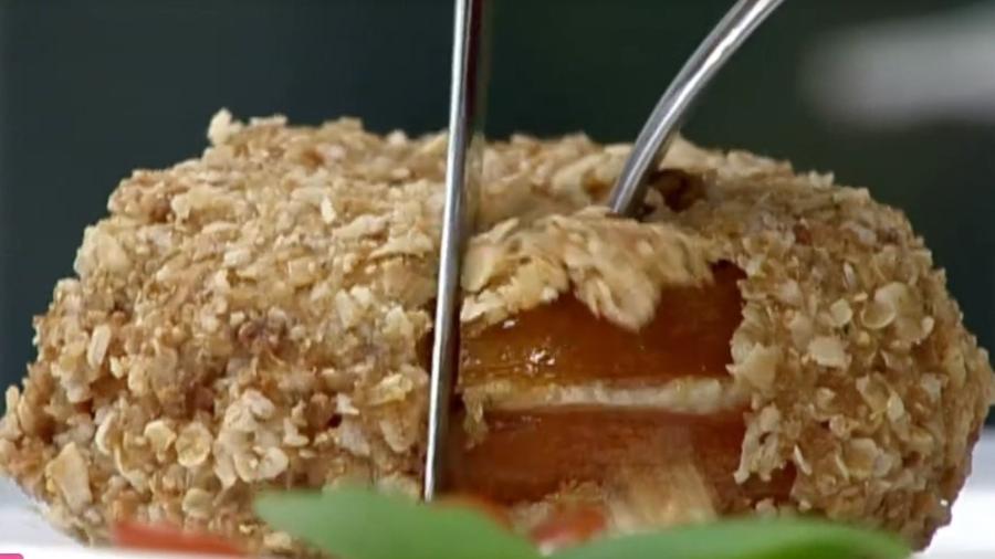 Sanduíche de tomate feito por Ana Maria Braga - Reprodução/TV Globo