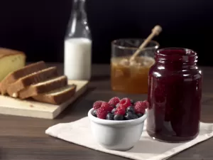 Geleia de frutas com chia: opção saborosa para cuidar da saúde intestinal