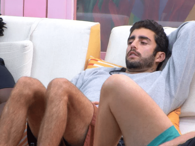 Scooby lamenta após retorno de Arthur: 'Casa vai voltar a ficar dividida'