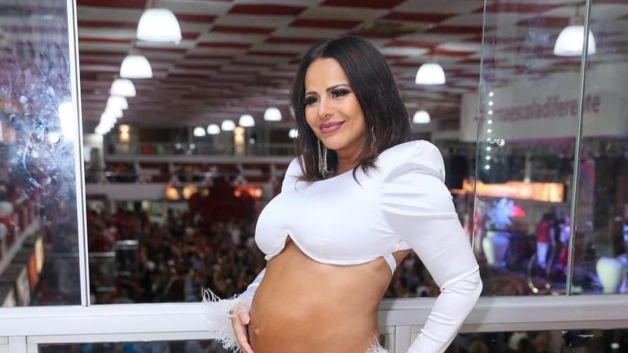 Viviane Araújo dançou na quadra do Salgueiro mesmo grávida - Instagram/ Anderson Borde