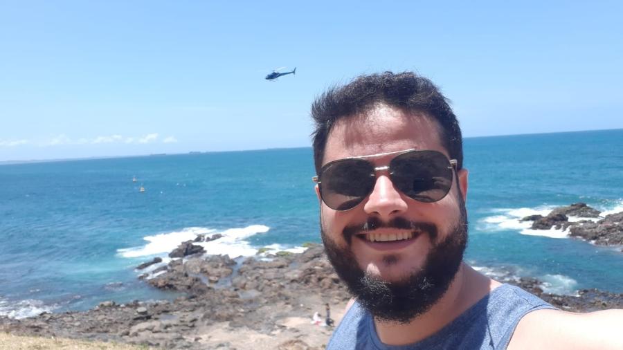 O advogado Emmanuel Soares, 35, trinta dias após passar por uma cirurgia endovascular para tratar um problema vascular relativamente raro - Arquivo pessoal