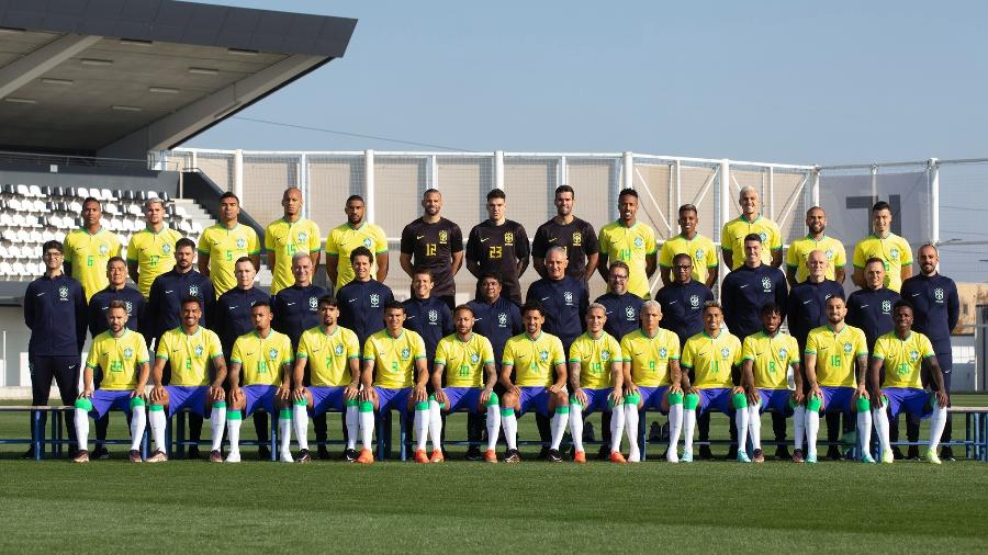 Jogadores e a comissão técnica em foto oficial da seleção brasileira - Lucas Figueiredo/CBF