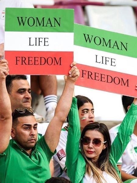 Copa do Mundo: torcedores do Irã fazem protesto contra o governo iraniano, que tem fortes represálias contra mulheres.  - reprodução