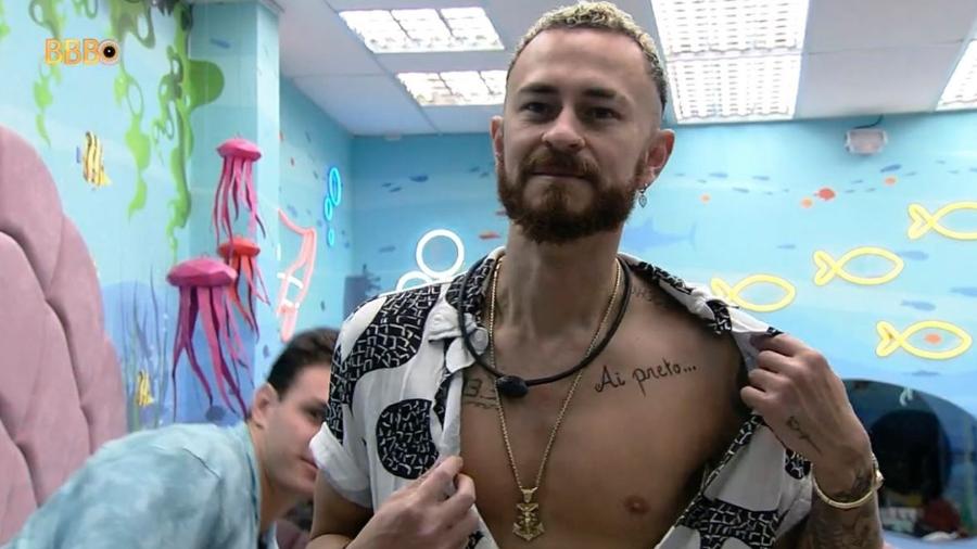 BBB 23: Brothers fazem tatuagem em homenagem a Black - Reprodução/Globoplay