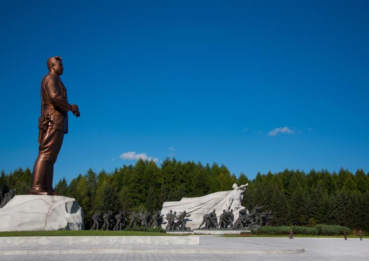 Estátua de Kim Il Sung, avô do atual líder Kim Jong Un, em Samjiyon, na Coreia do Norte