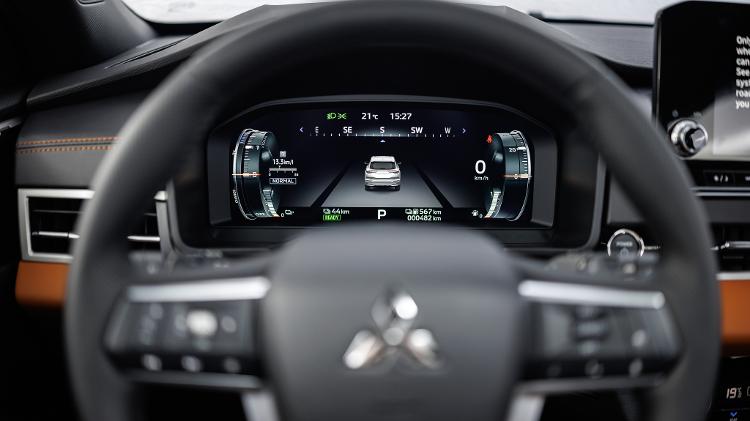 Mitsubishi Outlander PHEV Signature 2026 - Divulgação - Divulgação