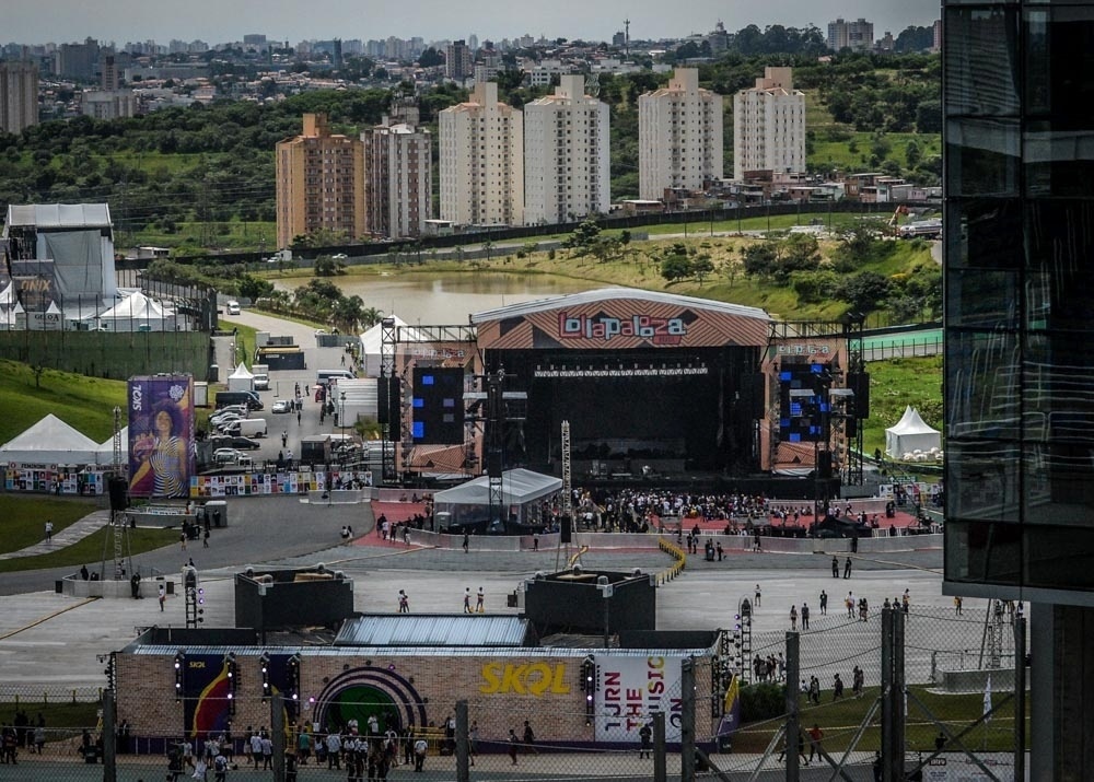 12.mar.2016 - Vista do autódromo de Interlagos, em São Paulo, no primeiro dia do festival Lollapalooza Brasil 2016 - AgNews