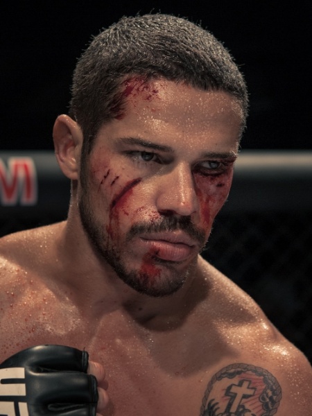 José Loreto em cena do filme "Mais Forte Que o Mundo" - Divulgação - Divulgação