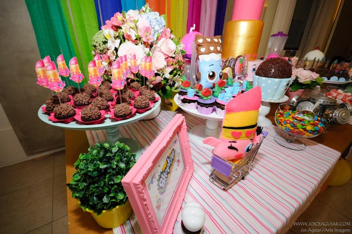 festa Shopkins- batom - Joi Aguiar Arte Imagem/Divulgação
