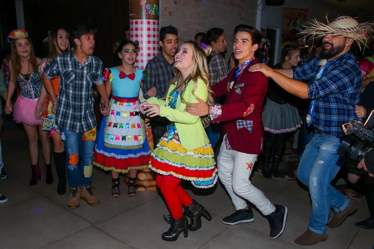 Thomaz Costa comemora aniversário com festa junina realizada no Espaço Aya, em São Paulo. O ator de "Carrossel", que completou 17 anos, dançou quadrilha com a ex-namorada, Larissa Manoela - Manuela Scarpa/Brazil News