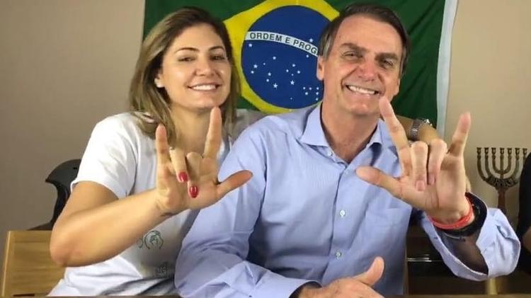 Reprodução/Facebook/@BolsoSurdos