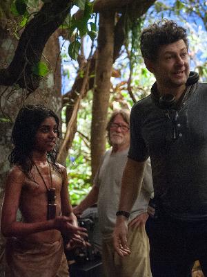 Andy Serkis e o ator mirim Rohan Chand nos bastidores de "Mogli - Entre Dois Mundos" - David Appleby/Netflix