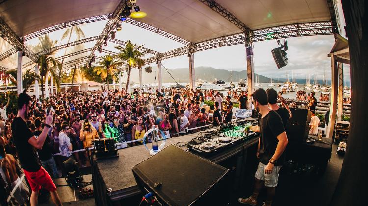 Sea Club (Ilhabela, São Paulo) - Julio Fugimoto - Julio Fugimoto