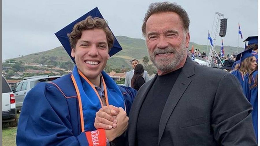 Joseph Baena e o pai, Arnold Schwarzenegger, são réus numa ação por colisão automobilística - Reprodução/Instagram