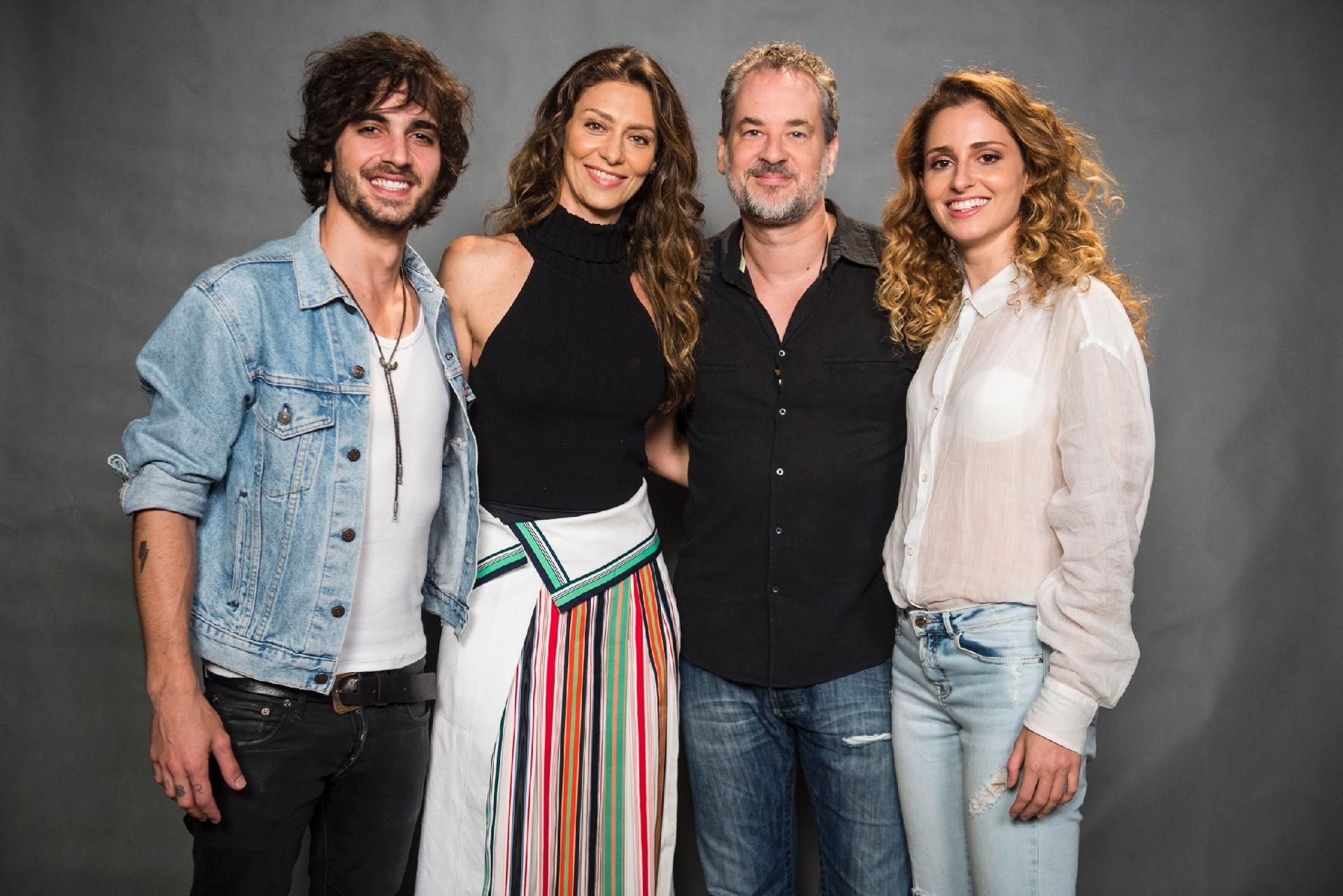 Fiuk, Maria Fernanda Cândida, Dan Stulbach e Carol Duarte vão formar uma família cheia de conflitos na trama - Divulgação/TVGlobo/João Miguel Júnior