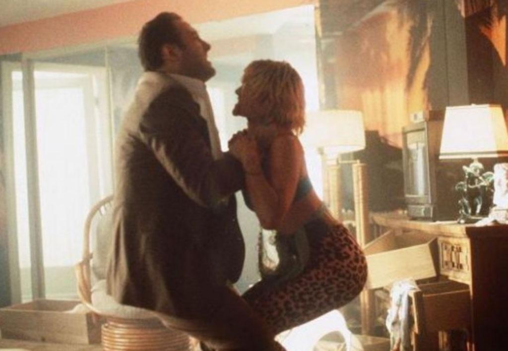 Patricia Arquette e James Gandolfini em "Amor à Queima-Roupa" (1993) - Reprodução