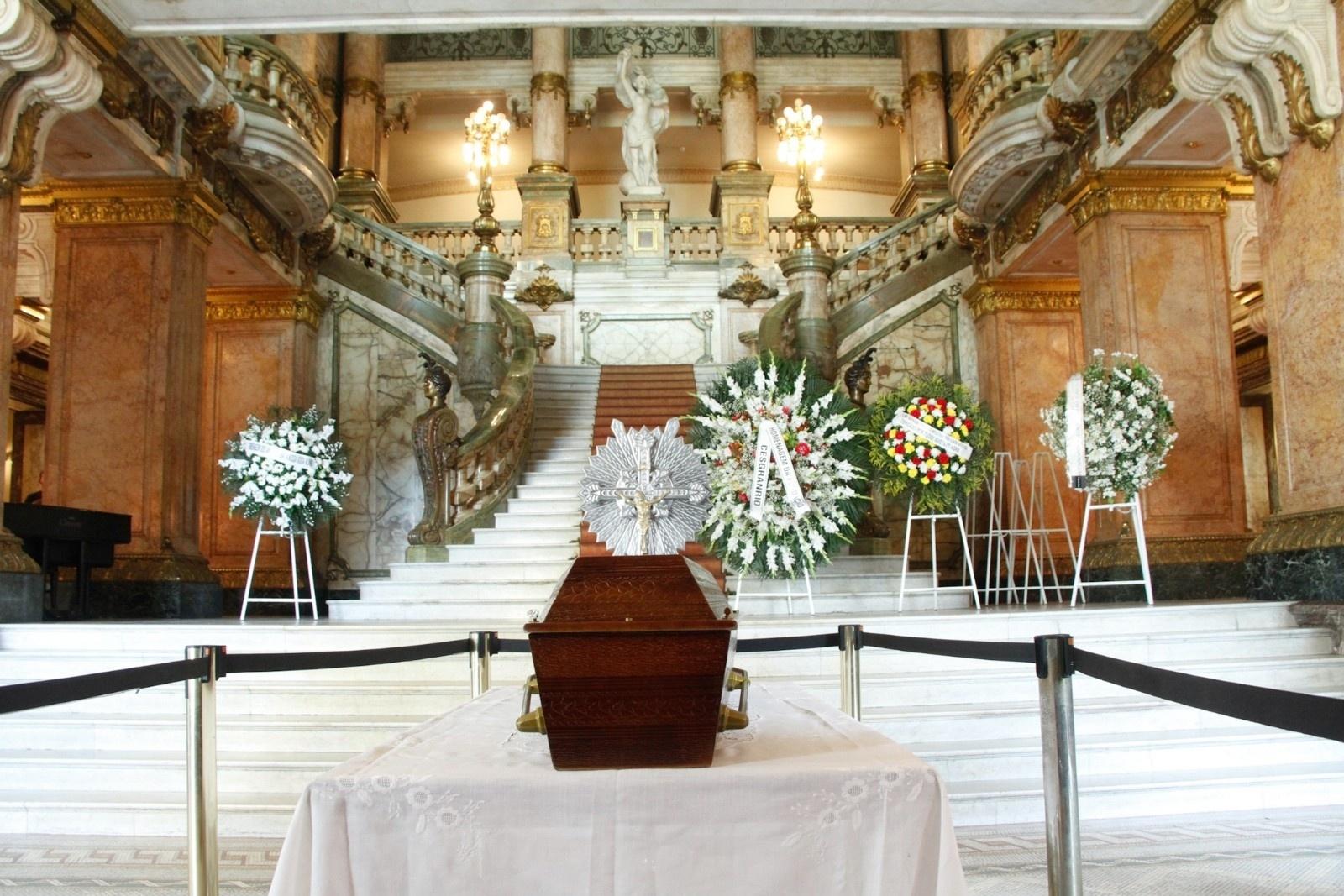 Corpo de Bibi Ferreira é velado no Theatro Municipal do Rio - Marcos Ferreira/Brazil News