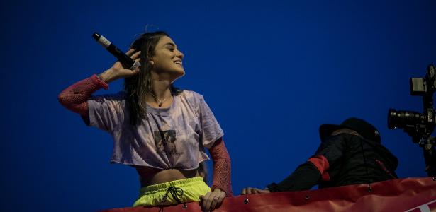 Bloco de rua em SP | Beatloko leva golpe e desfila em carro emprestado, mas não desiste do rap