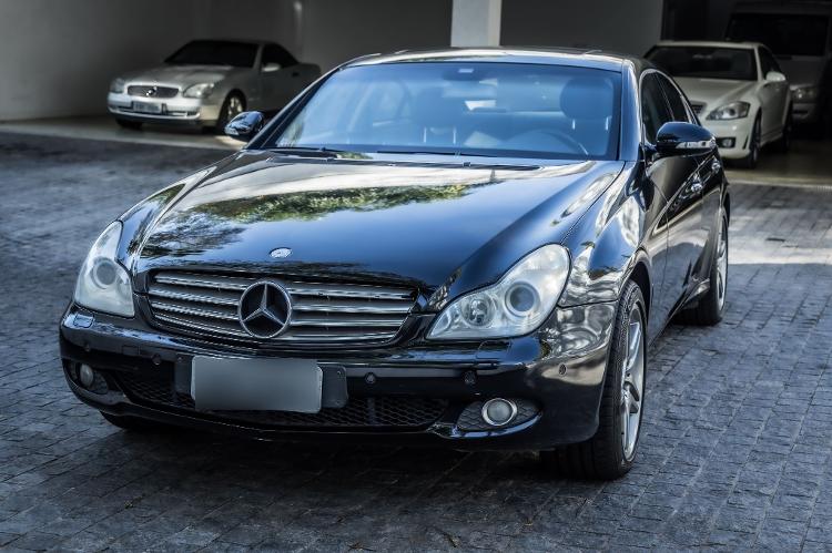 O cupê de quatro portas CLS 500 2005 é outro carro da coleção da apresentadora que foi vendido