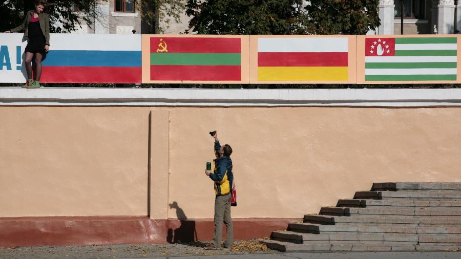 Referendo, caso ocorra, terá a seguinte pergunta: "Você apoia a unificação entre a República da Ossétia do Sul e a Rússia?" - Getty Images