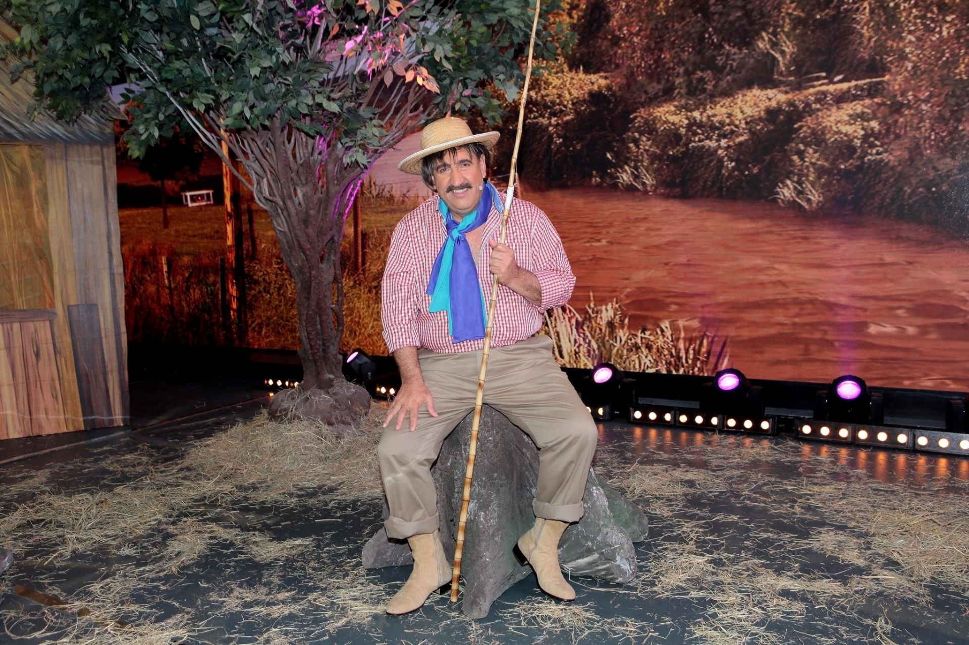 Ratinho se transforma em Mazzaropi para o programa "Máquina da Fama", no SBT - Lourival Ribeiro/SBT