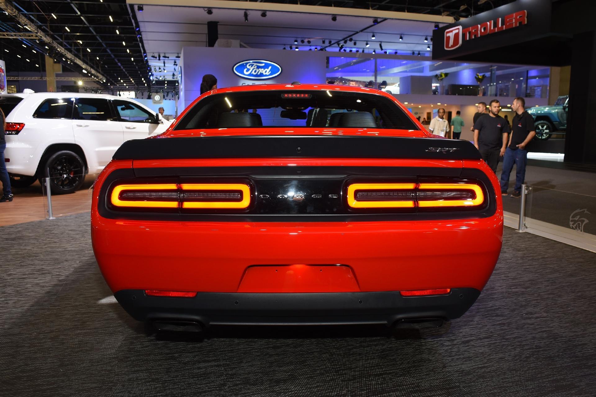 Dodge Challenger SRT - Murilo Góes/UOL