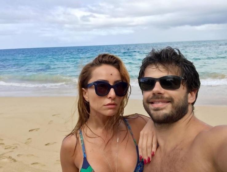 Resultado de imagem para selfie na praia instagram