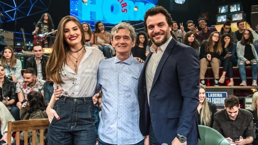 Camila Queiroz e Rodrigo Lombardi participam do programa "Altas Horas", da TV Globo - Fábio Rocha/Gshow/Divulgação