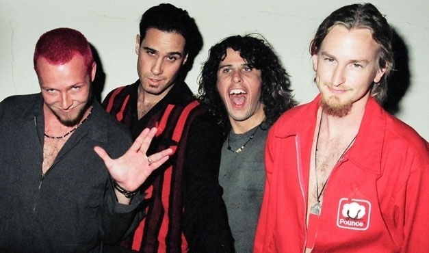 Ao lado de Pearl Jam, Nirvana e Alice in Chains, o Stone Temple Pilots representou o rock para a geração MTV dos anos 1990, com hits como "Plush" e "Big Bang Baby" - Divulgação